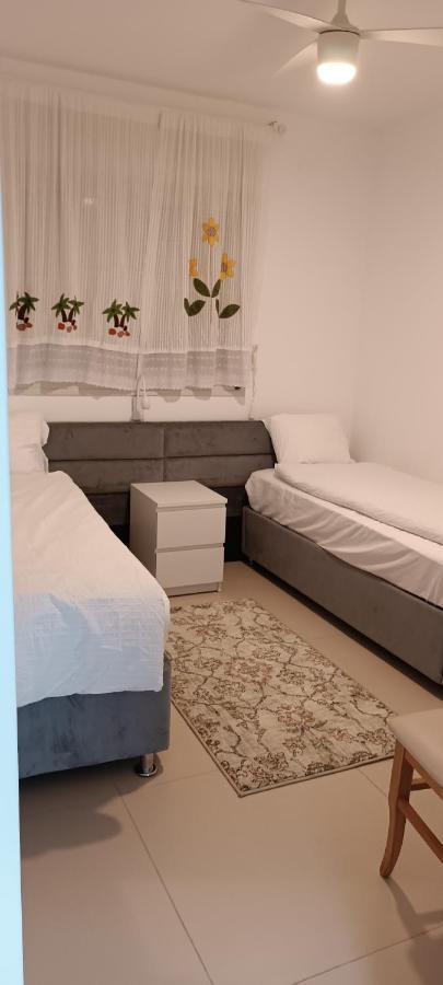 עכו דירה חדשה ליד הים- Akko-Brand New Apartment Acre Exterior foto
